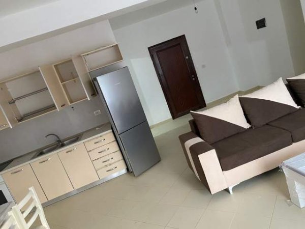 Tirane, jap me qera apartament 2+1+BLK Kati 4, 100 m² 350 Euro (liqeni thate)