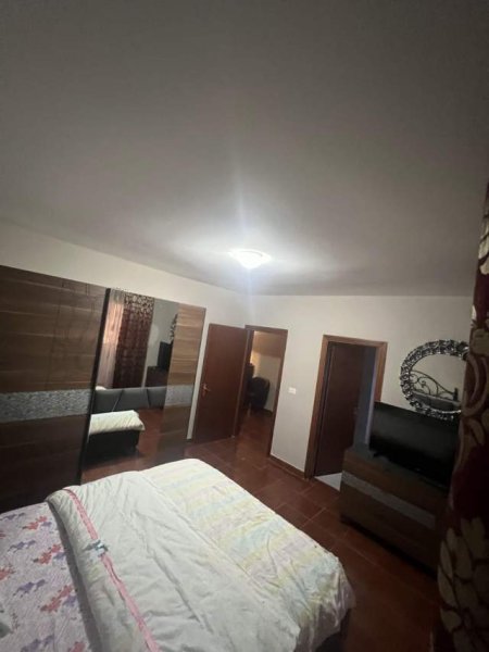 Tirane, jepet me qera apartament 3+1+BLK Kati 9, 125 m² 700 Euro (medar shtylla)