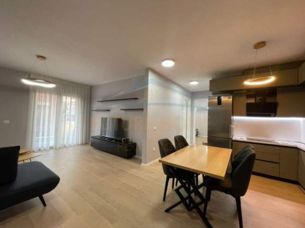 Tirane, jepet me qera apartament 2+1 Kati 5, 119 m² 1.200 Euro (Kompleksi Delijorgji)