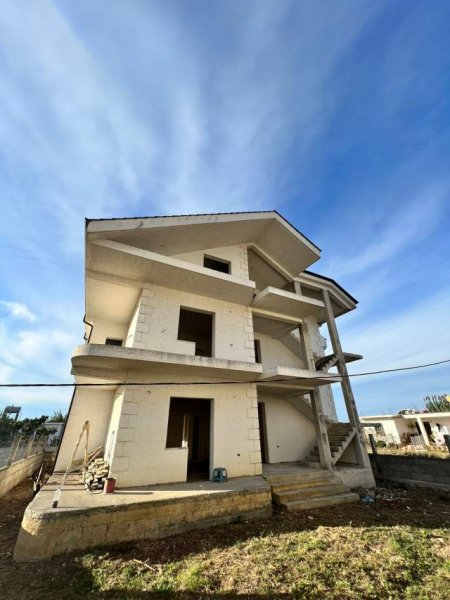 Durres, shitet Vile 5+1+A+BLK Kati 3, 154 m² 250.000 Euro (GOLEM)