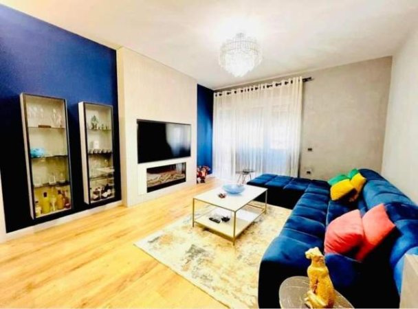 Tirane, shes apartament 2+1 168 m² 249.000 Euro (Liqeni i Thate, Hotel Radisoni)