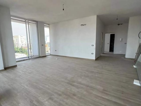 Tirane, shes apartament 2+1 130 m² 190.000 Euro (Gjimnazi Partizani ,rruga Riza Cerova)