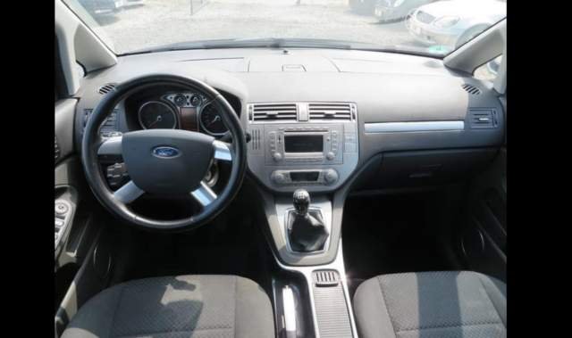 Fier, shitet makine karavan Ford C-MAX Titanium 1.6 TDCI Viti 2009, 3.000 Euro