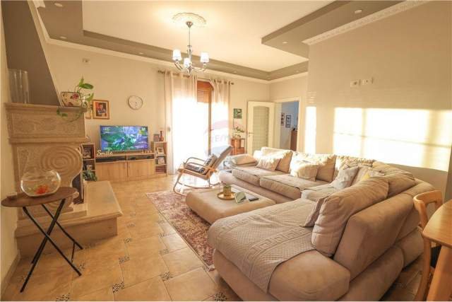 Tirane, shitet Penthouse 3+1+A+BLK Kati 10, 320 m² 550.000 Euro (Rr. e Elbasanit)