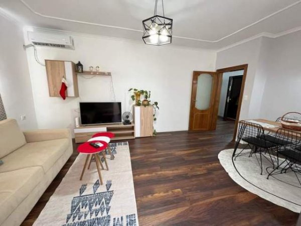 Tirane, jepet me qera apartament 2+1+BLK Kati 2, 72 m² 550 Euro (GJIMNAZI PARTIZANI)