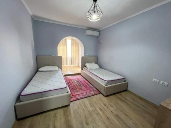 Tirane, jepet me qera apartament 2+1+BLK Kati 2, 72 m² 550 Euro (GJIMNAZI PARTIZANI)