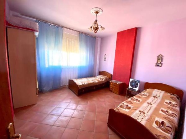Durres, shitet apartament Kati 9, 100 m² 80.000 Euro (QENDER DURRES)