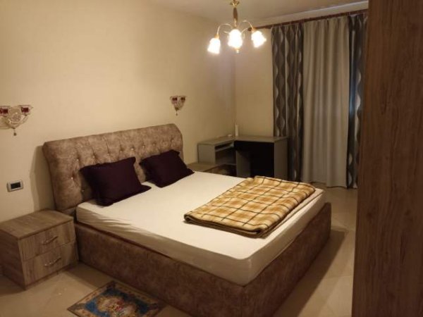 Tirane, jap me qera apartament 1+1+A Kati 2, 65 m² 350 Euro