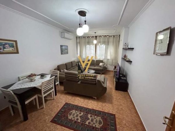Tirane, jepet me qera apartament 2+1 Kati 6, 87 m² 550 Euro (rruga e kavajes)