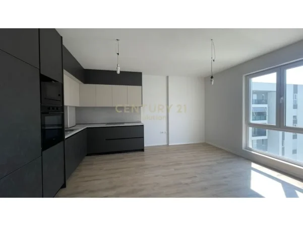 Tirane, jepet me qera apartament 2+1 Kati 7, 102 m² 380 € 