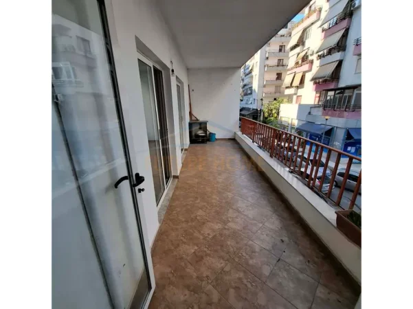Tirane, shitet apartament 2+1 Kati 1, 97 m² 139.000 € (Misto Mame)