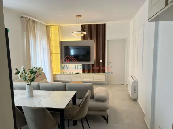 Tirane, jepet me qera apartament 2+1+Ballkon Kati 6, 105 m² 1.000 € (Shkolla e Kuqe)