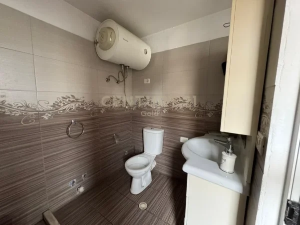 Tirane, shitet apartament 2+1+Ballkon Kati 2, 72 m² 140.000 € 