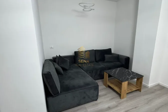 Tirane, jepet me qera apartament 1+1+Ballkon Kati 2, 65 m² 650 € (Zogu i Zi)