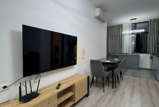 Tirane, jepet me qera apartament 1+1+Ballkon Kati 2, 65 m² 650 € (Zogu i Zi)