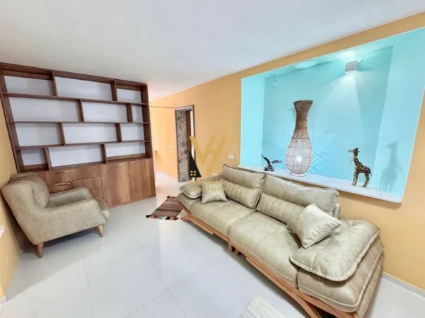 Tirane, jepet me qera apartament 2+1+Ballkon Kati 2, 72 m² 800 € (SHESHI WILLSON)