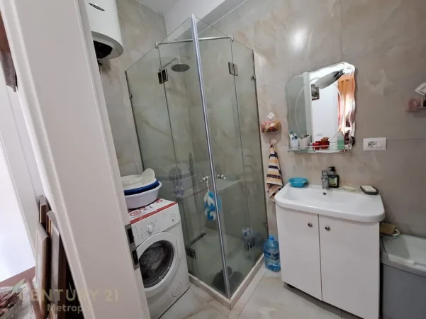 Tirane, shitet apartament 2+1 Kati 5, 84 m² 150.000 € 