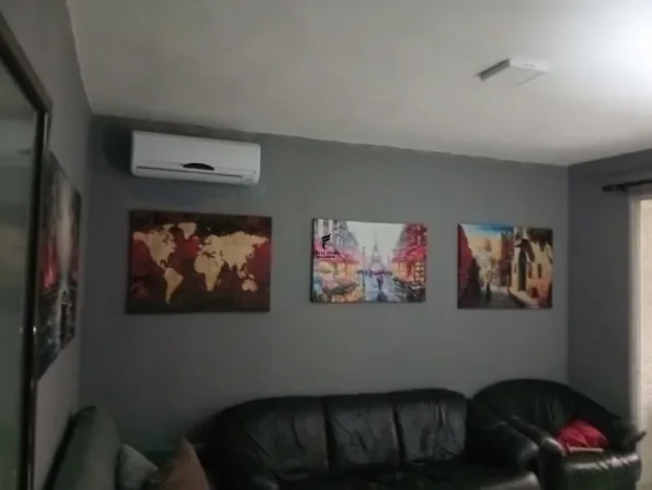 Tirane, jepet me qera apartament 2+1 Kati 1, 100 m² 750 € (21 DHJETORI)