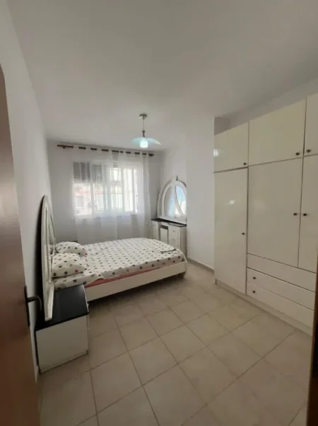 Tirane, jepet me qera apartament 2+1 Kati 3, 90 m² 450 € (Astir)