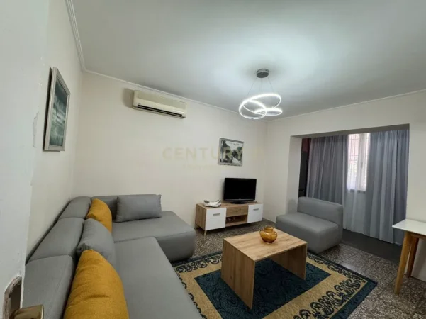 Tirane, jepet me qera apartament 1+1 Kati 2, 55 m² 500 € (Shkolla baletit)