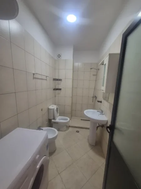 Tirane, shitet apartament 2+1 Kati 7, 78 m² 130.000 € (Astir)