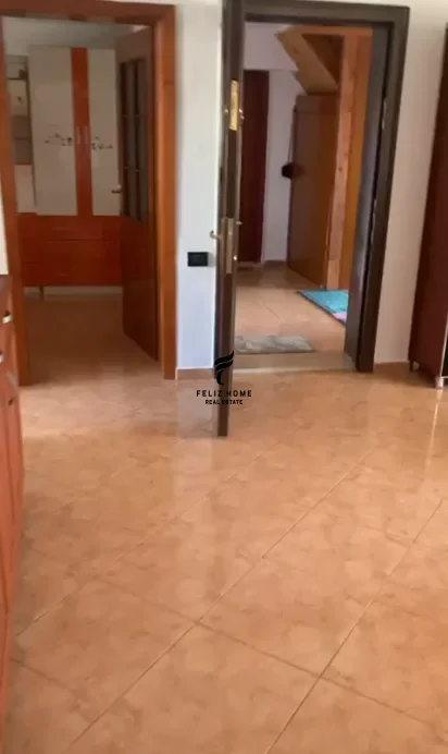 Tirane, shitet apartament 3+1 Kati 6, 93 m² 190.000 € (PAZARI I RI)