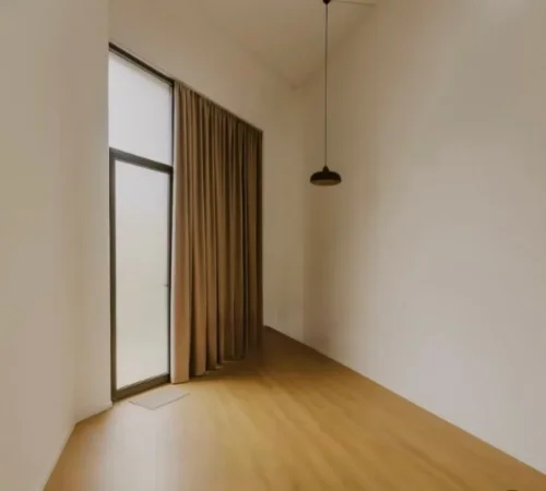 Tirane, jepet me qera ambjent biznesi 190 m² 2100 € (Rruga e Durrësit)