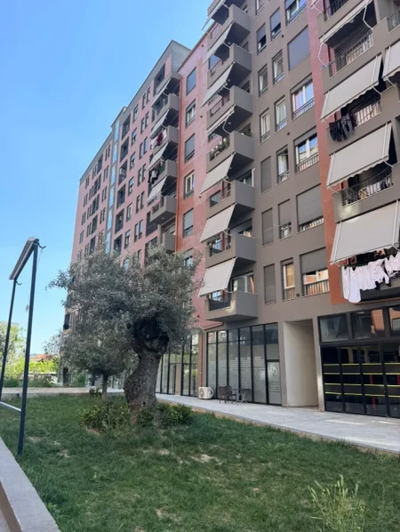 Tirane, jepet me qera apartament 2+1 Kati 1, 75 m² 630 € (5 Maji)