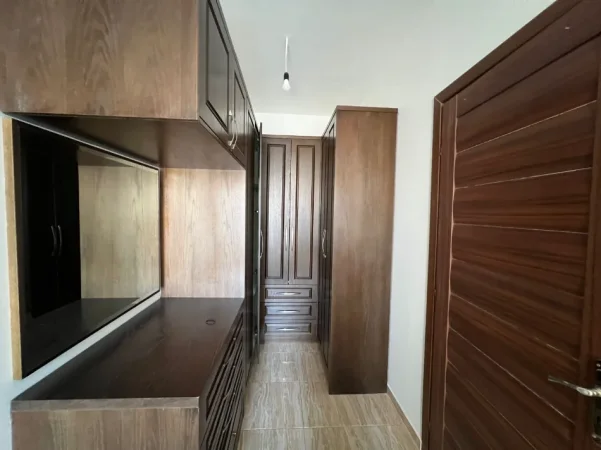 Tirane, jepet me qera apartament 2+1 Kati 5, 115 m² 500 € (Kompleksi Fratar, Astir)