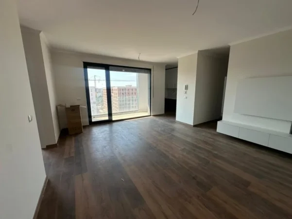 Tirane, jepet me qera apartament 2+1+Ballkon Kati 7, 118 m² 700 € (Kompleksi Akses)