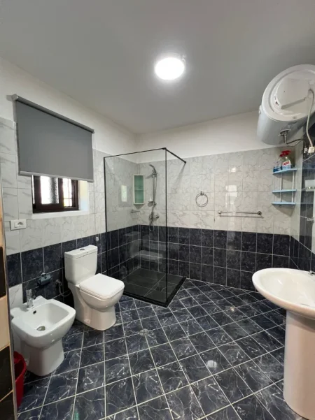 Shqiperi, jepet me qera apartament 1+1+Aneks Kati 0, 62 m² 550 € 