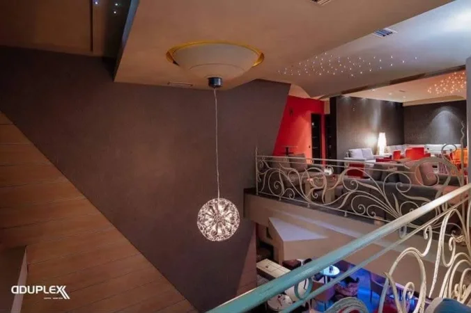Korce, jepet me qera ambjent biznesi Kati 0, 370 m² 1.500 € (Bulevardi Rilindasit ( tek parku Rinia) Korce)