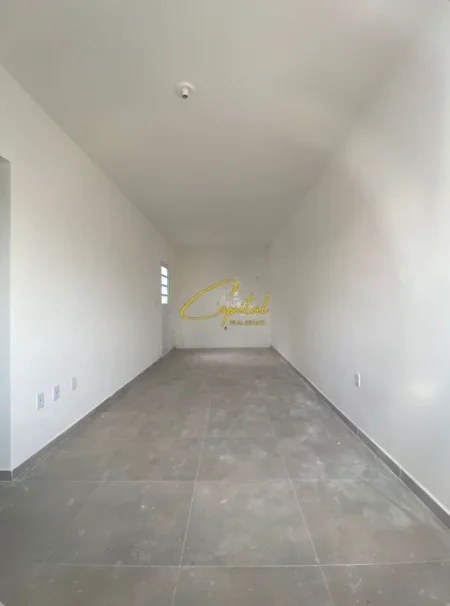 Tirane, jepet me qera dyqan Kati 0, 60 m² 600 € (SHESHI WILLSON)