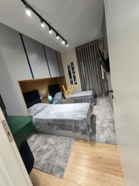 Tirane, jepet me qera apartament 2+1+Ballkon Kati 2, 102 m² 1.050 € (KODRA E DIELLIT)