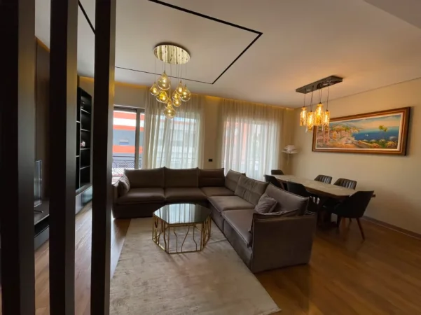 Tirane, shitet apartament 2+1 , 140 m² (Kompleksi Delijorgji)