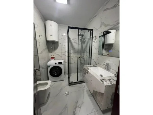 Tirane, jepet me qera apartament 1+1 Kati 6, 69 m² 450 € (astir)