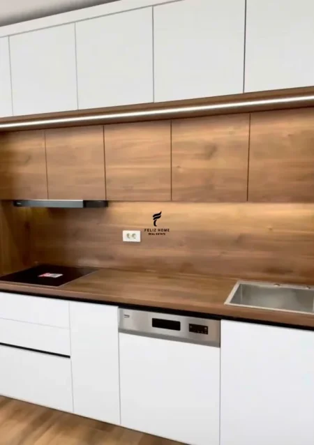Tirane, jepet me qera apartament 2+1 Kati 7, 90 m² 800 € (DON BOSKO)