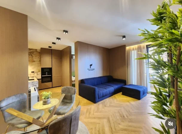 Tirane, jepet me qera apartament 2+1 Kati 10, 85 m² 1.200 € (ISH EKSPOZITA)