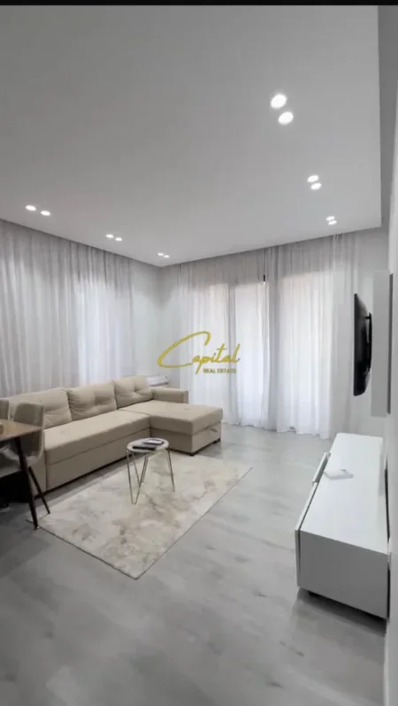 Tirane, jepet me qera apartament 1+1 Kati 3, 70 m² 650 € (RRUGA SIRI KODRA)