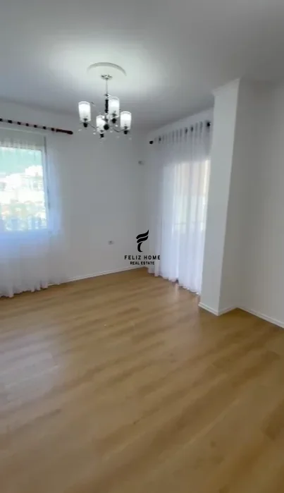 Tirane, shitet apartament 2+1 Kati 2, 89 m² 135.000 € (FRESKU)