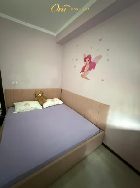 Tirane, jepet me qera apartament 2+1 Kati 4, 90 m² 700 € (KOMUNA E PARISIT)