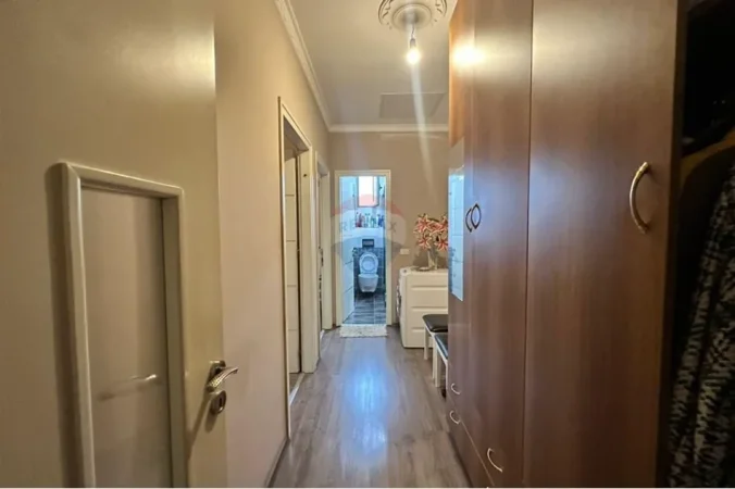 Shitet apartament Kati 8 2+1 Fusha Aviacionit