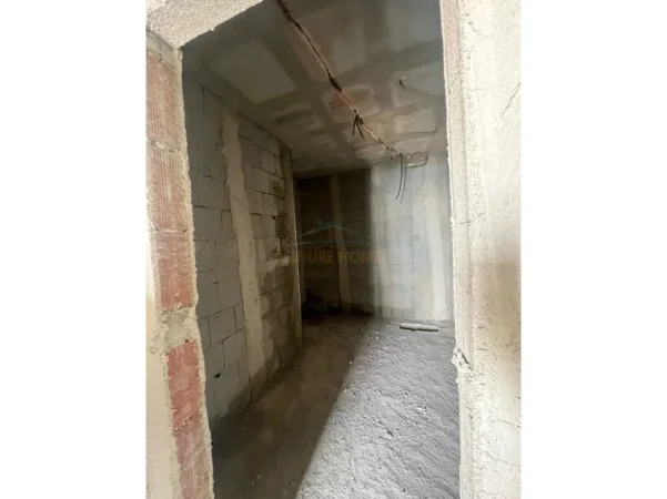 Tirane, shitet apartament 2+1 Kati 5, 94 m² 135.000 € 