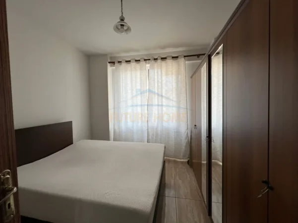 Tirane, jepet me qera apartament 2+1 Kati 5, 115 m² 500 € (Fratari)