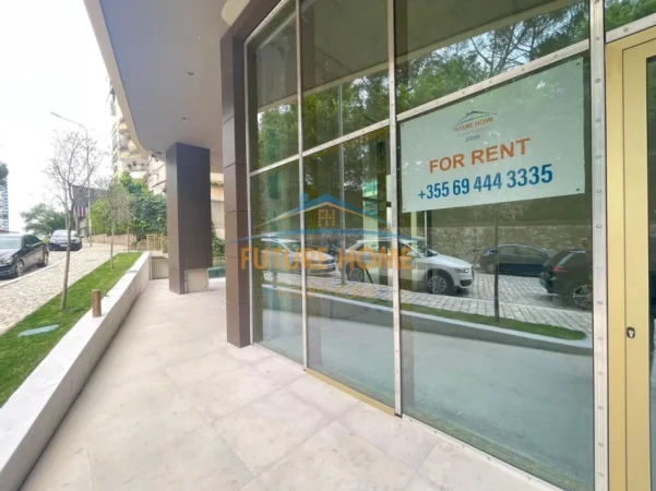 Tirane, jepet me qera ambjent biznesi Kati 0, 50 m² 2.500 € 