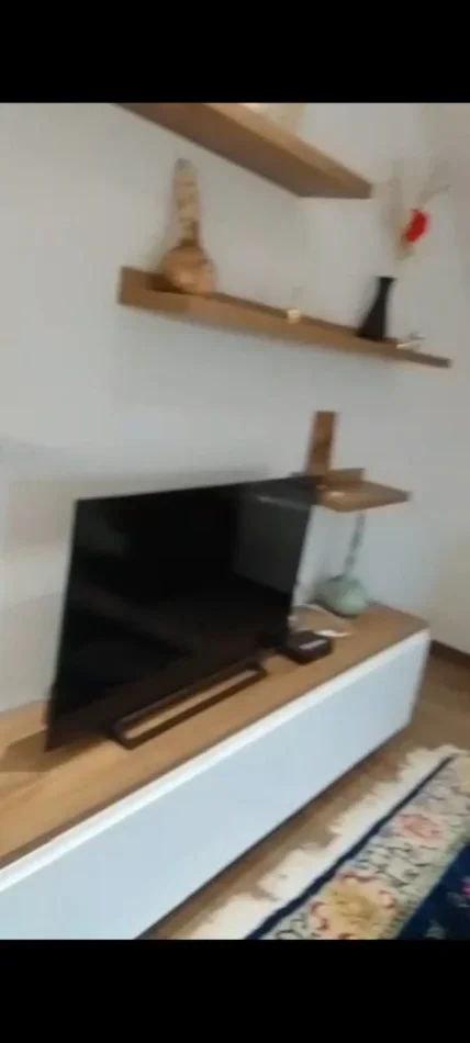 Tirane, jepet me qera apartament 2+1 Kati 2, 90 m² 370 € (Fresku)