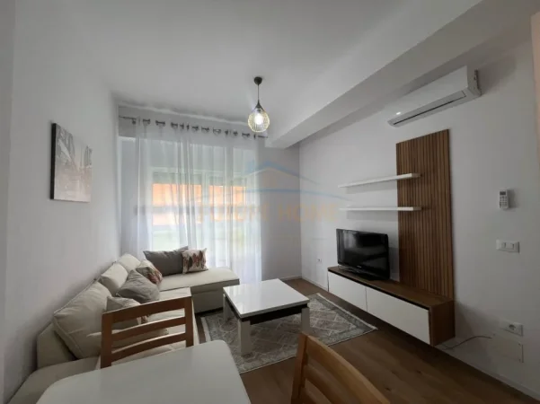 Tirane, jepet me qera apartament 1+1+Ballkon Kati 2, 60 m² 400 € (Kompleksi Kadiu)