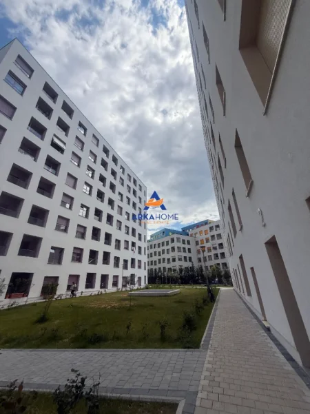 Tirane, shitet apartament 1+1+Ballkon Kati 8, 71 m² 114.080 €