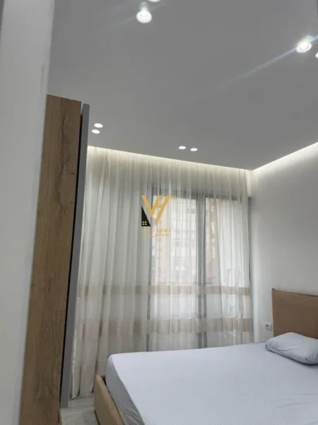 Tirane, jepet me qera apartament 1+1+Ballkon Kati 3, 70 m² 670 € (SIRI KODRA)