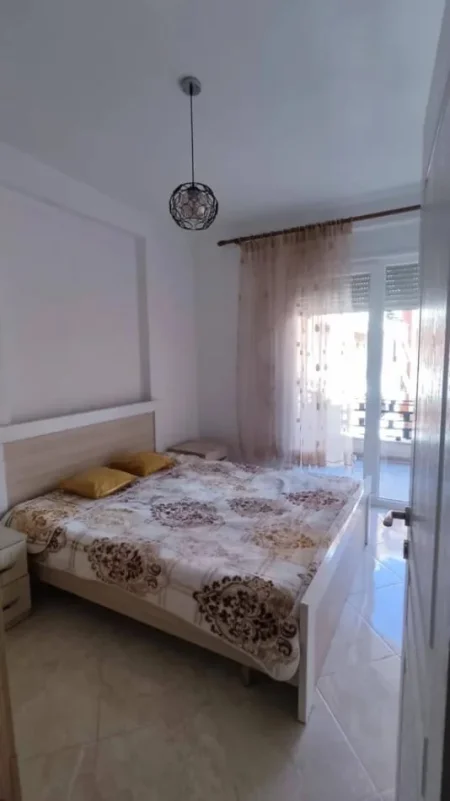 Tirane, jepet me qera apartament 2+1 Kati 7, 80 m² 500 € (Golden Park tek Spitali Amerikan 3)